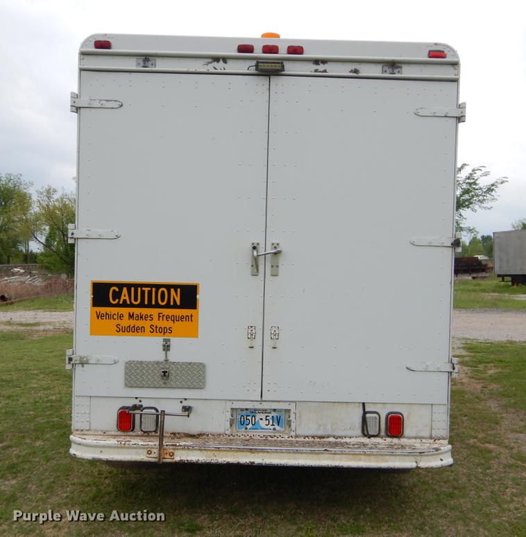 image for item EI9102 1997 Chevrolet P30 box truck