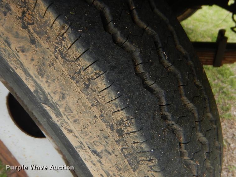 image for item EI9102 1997 Chevrolet P30 box truck