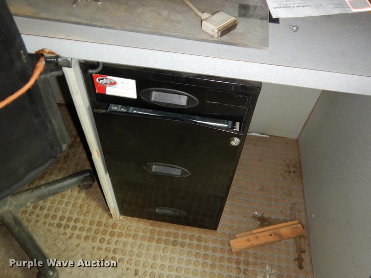 image for item EI9102 1997 Chevrolet P30 box truck