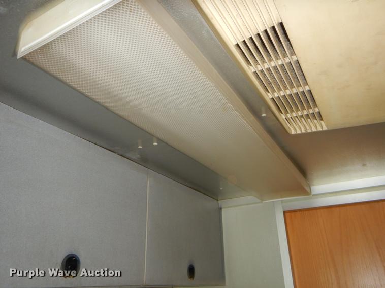 image for item EI9102 1997 Chevrolet P30 box truck