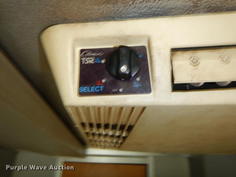 image for item EI9102 1997 Chevrolet P30 box truck