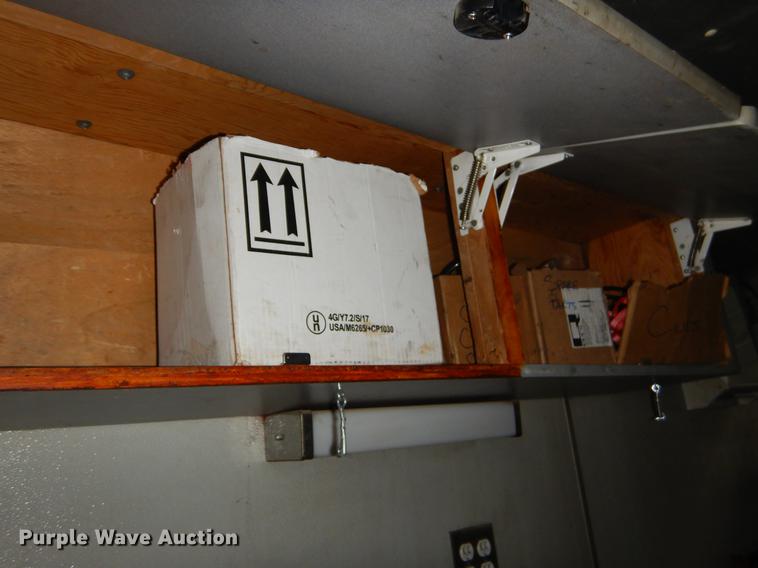 image for item EI9102 1997 Chevrolet P30 box truck