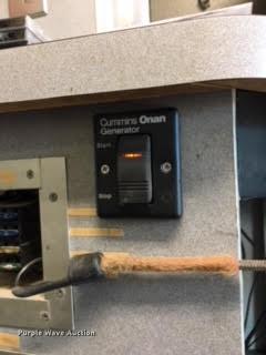 image for item EI9102 1997 Chevrolet P30 box truck