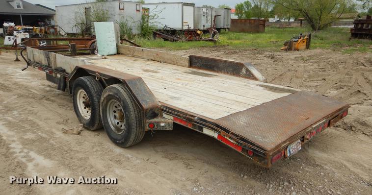 image for item EI9109 2011 Lone Star equipment trailer