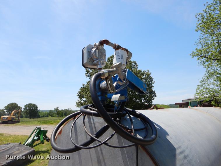 image for item EI9141 United Farm Tools fuel tank trailer