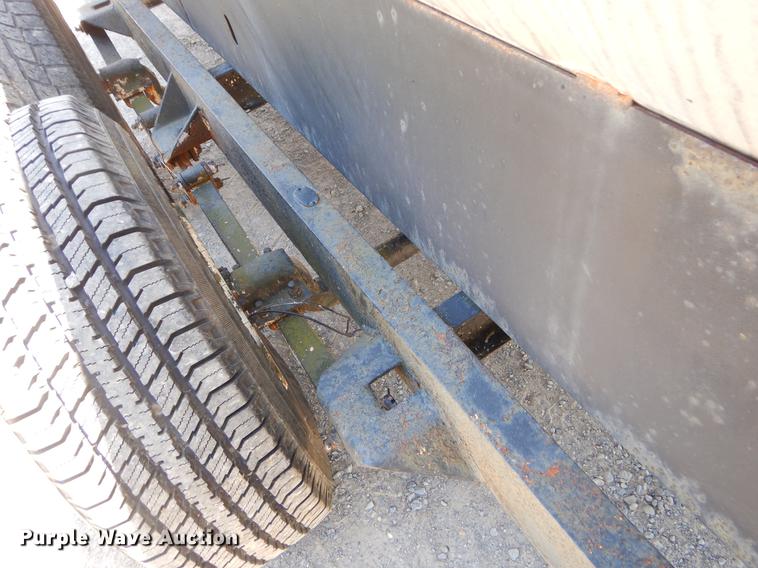 image for item EI9141 United Farm Tools fuel tank trailer