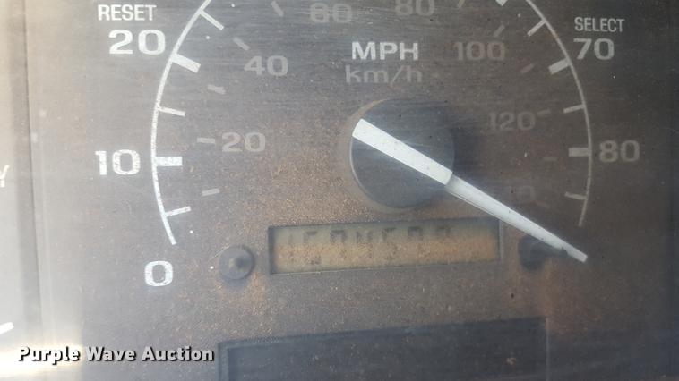 image for item EI9584 1995 Ford F350 bale bed pickup truck