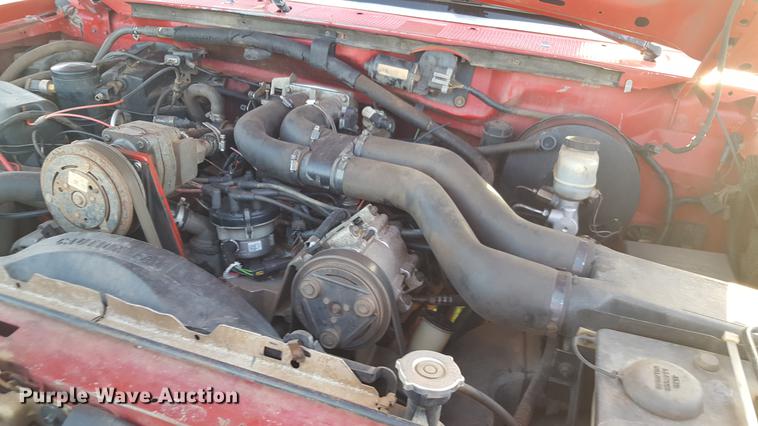 image for item EI9584 1995 Ford F350 bale bed pickup truck