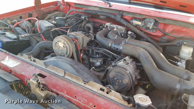 image for item EI9584 1995 Ford F350 bale bed pickup truck