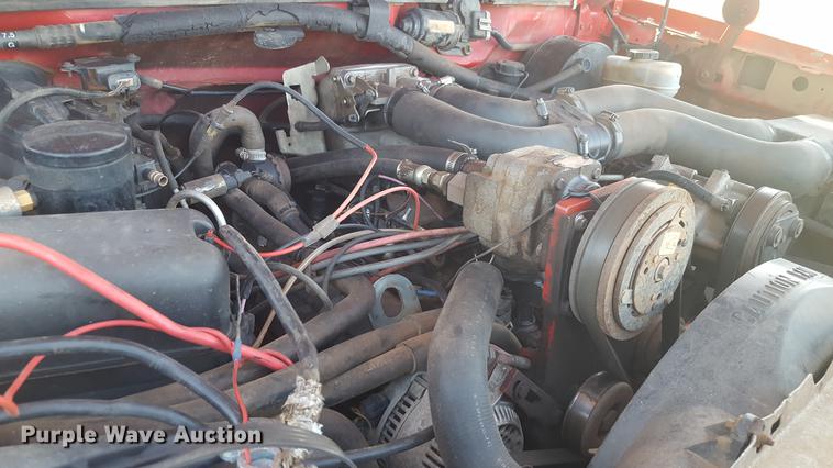 image for item EI9584 1995 Ford F350 bale bed pickup truck