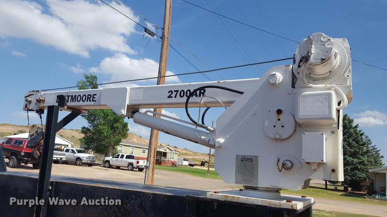 image for item EI9588 2001 Ford F250 Super Duty XL utility bed pickup truck