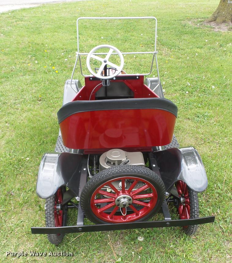 image for item EI9810 Miniature Tin Lizzie car