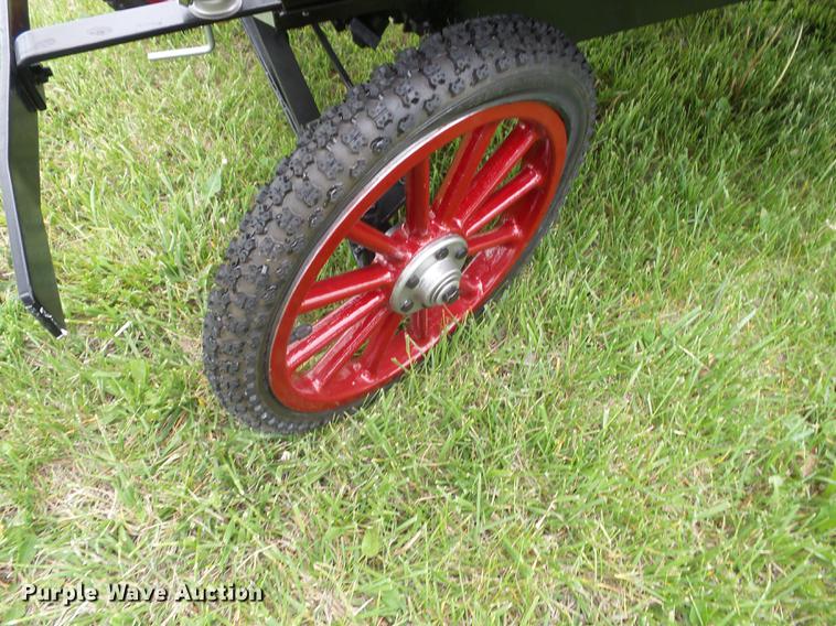 image for item EI9810 Miniature Tin Lizzie car