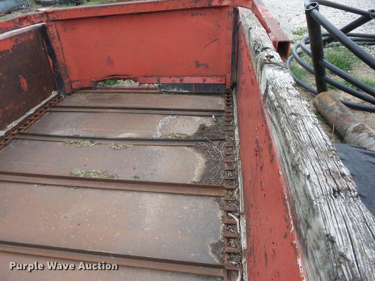 image for item EI9811 Gehl 250 manure spreader