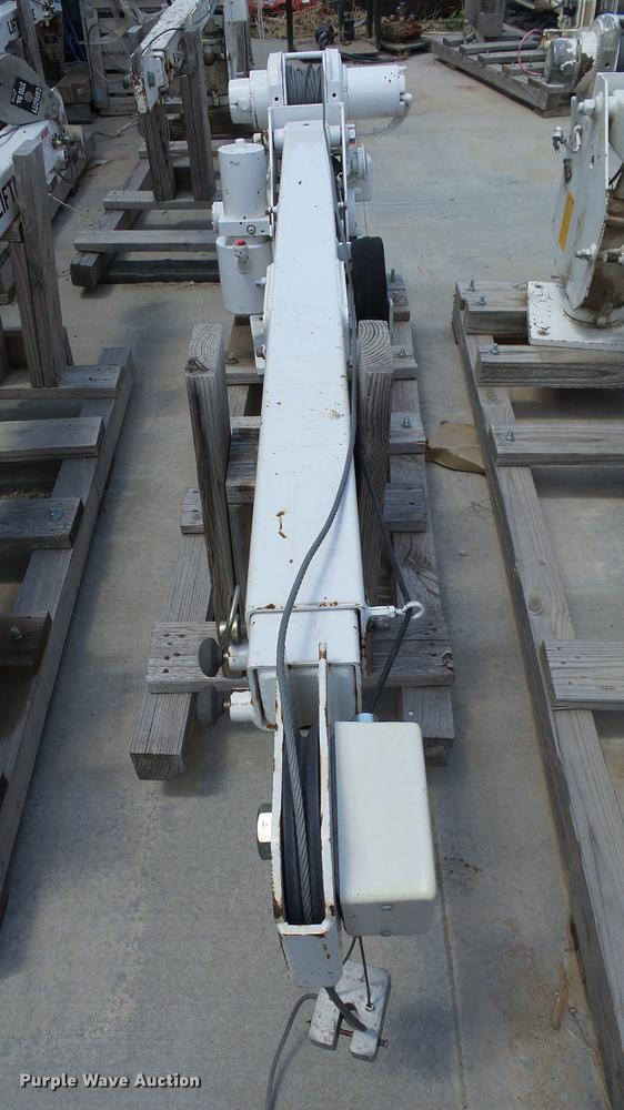 image for item ET9502 Liftmoore 2700AR crane