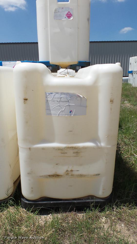 image for item ET9510 (18) poly tanks