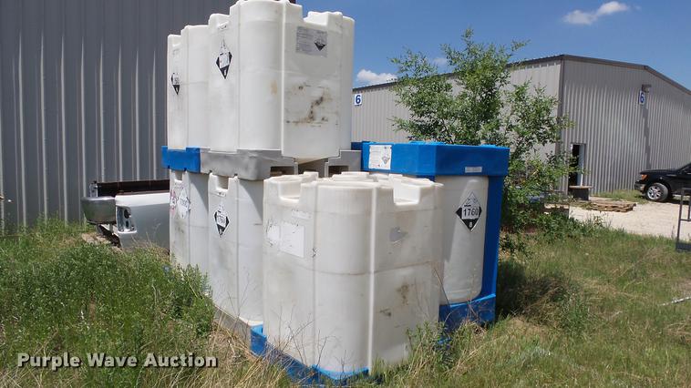 image for item ET9510 (18) poly tanks