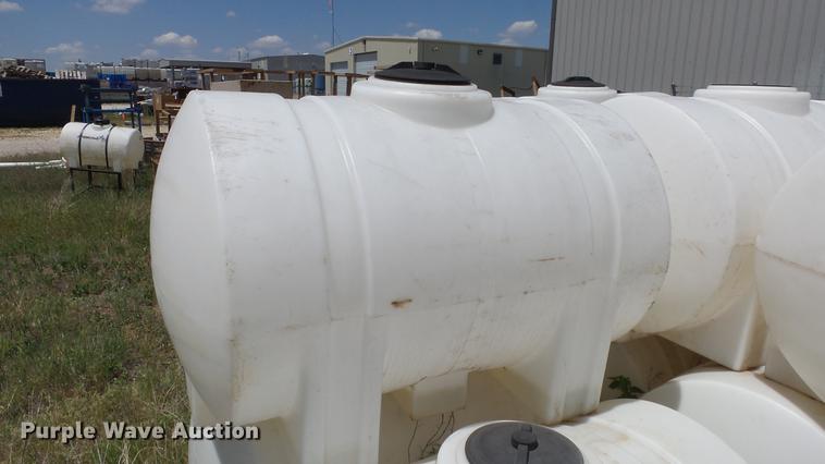 image for item ET9513 Approximately 50 poly tanks