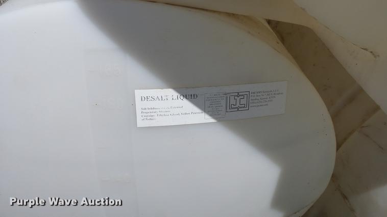 image for item ET9513 Approximately 50 poly tanks