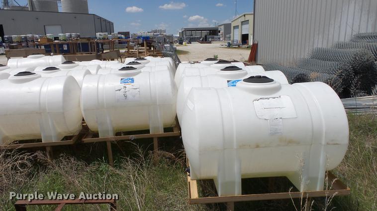 image for item ET9513 Approximately 50 poly tanks