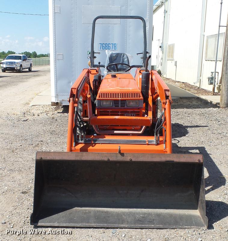 image for item ET9517 Kioti LK2554 MFWD tractor