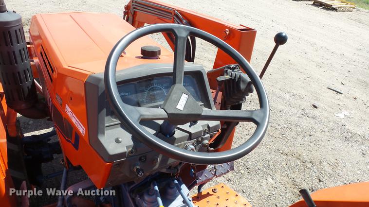 image for item ET9517 Kioti LK2554 MFWD tractor