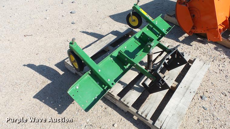 image for item ET9521 John Deere thatcher