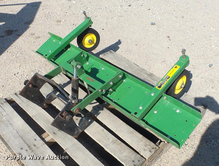 image for item ET9521 John Deere thatcher