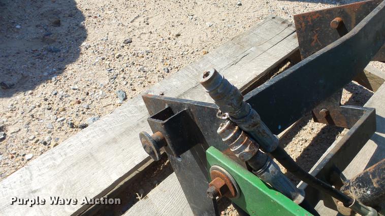 image for item ET9521 John Deere thatcher