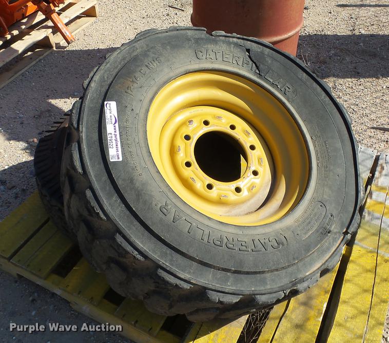 image for item ET9522 (2) tires and wheels