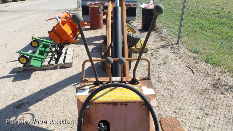 image for item ET9523 Kubota RB5011 backhoe attachment