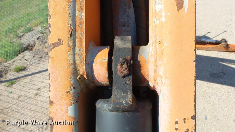 image for item ET9523 Kubota RB5011 backhoe attachment