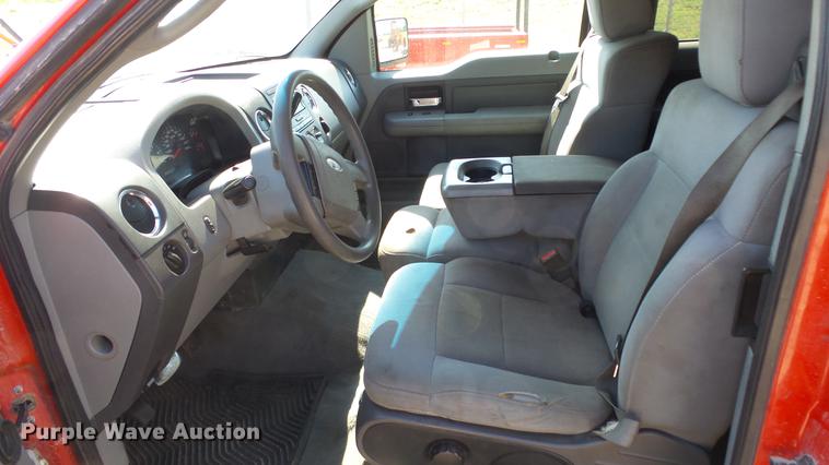 image for item ET9530 2005 Ford F150 SuperCab utility bed pickup truck