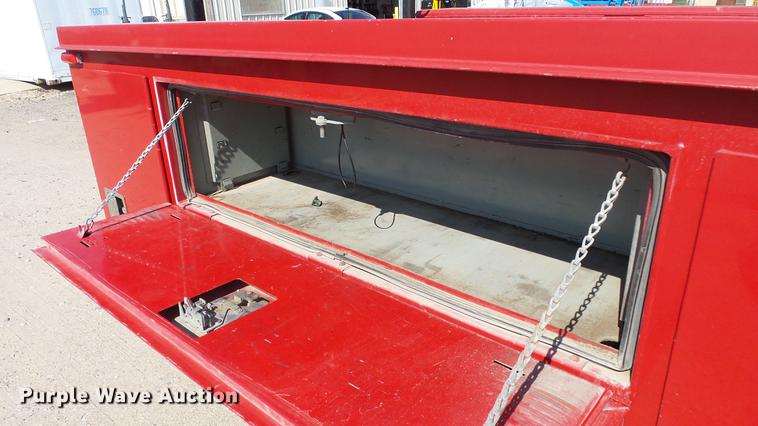 image for item ET9530 2005 Ford F150 SuperCab utility bed pickup truck