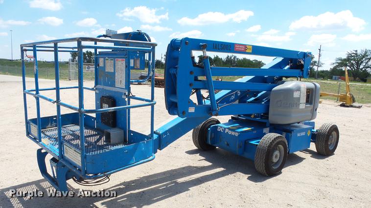 image for item ET9532 Genie 45/25 boom lift