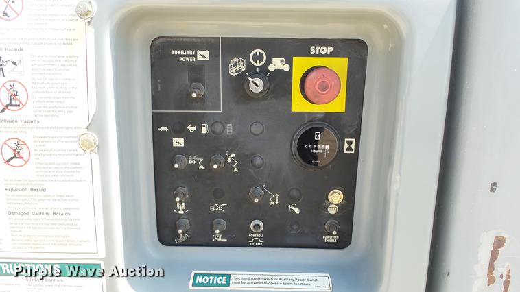 image for item ET9532 Genie 45/25 boom lift