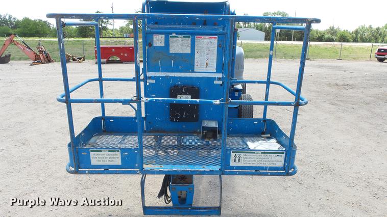 image for item ET9532 Genie 45/25 boom lift