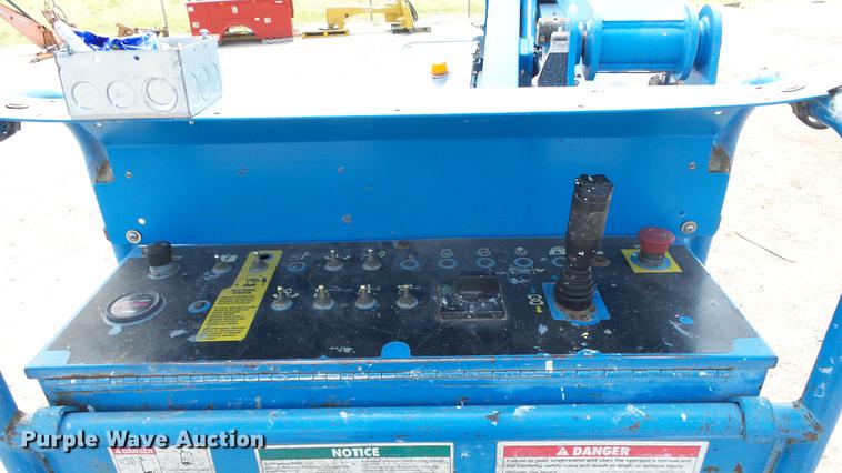 image for item ET9532 Genie 45/25 boom lift
