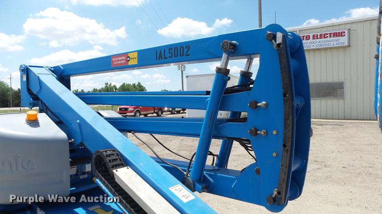 image for item ET9532 Genie 45/25 boom lift