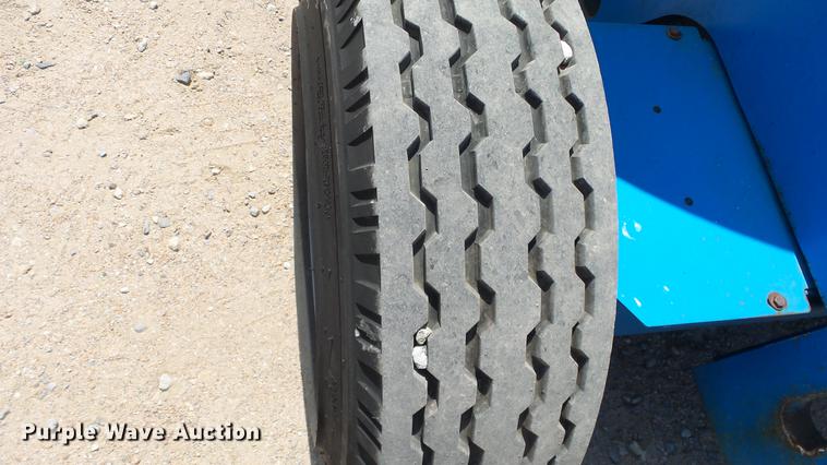 image for item ET9532 Genie 45/25 boom lift