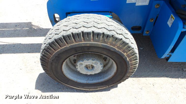 image for item ET9532 Genie 45/25 boom lift