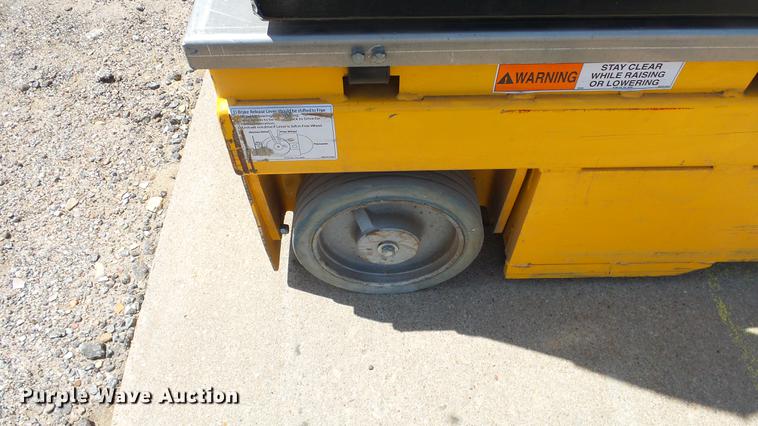 image for item ET9533 Bil-Jax ESP19 man lift