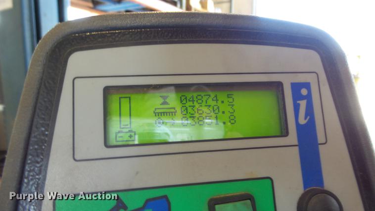 image for item ET9539 Windsor Saber Glide floor scrubber