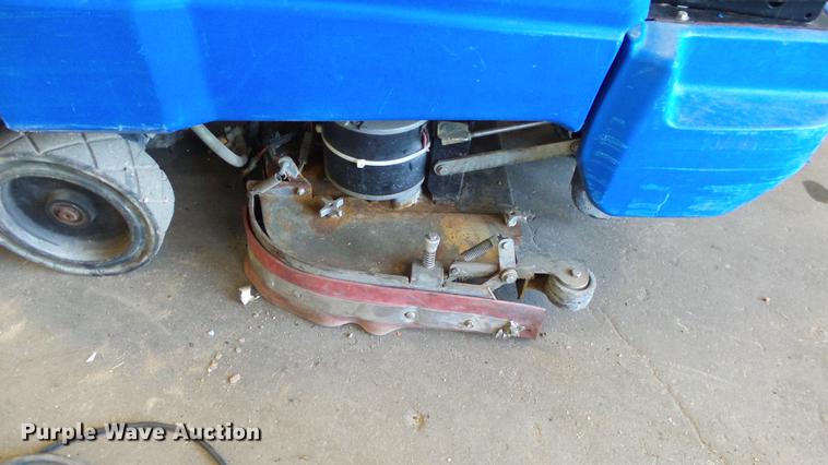 image for item ET9539 Windsor Saber Glide floor scrubber