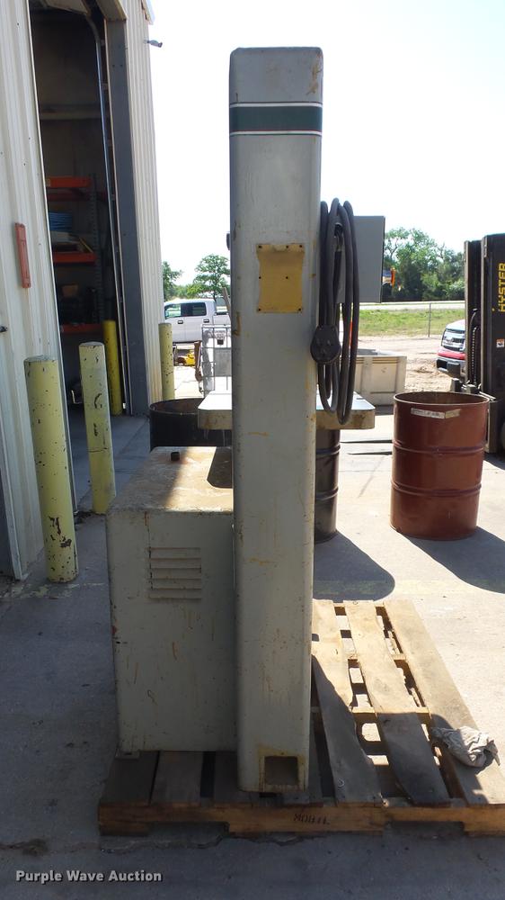 image for item ET9542 Powermatic 81 vertical bandsaw