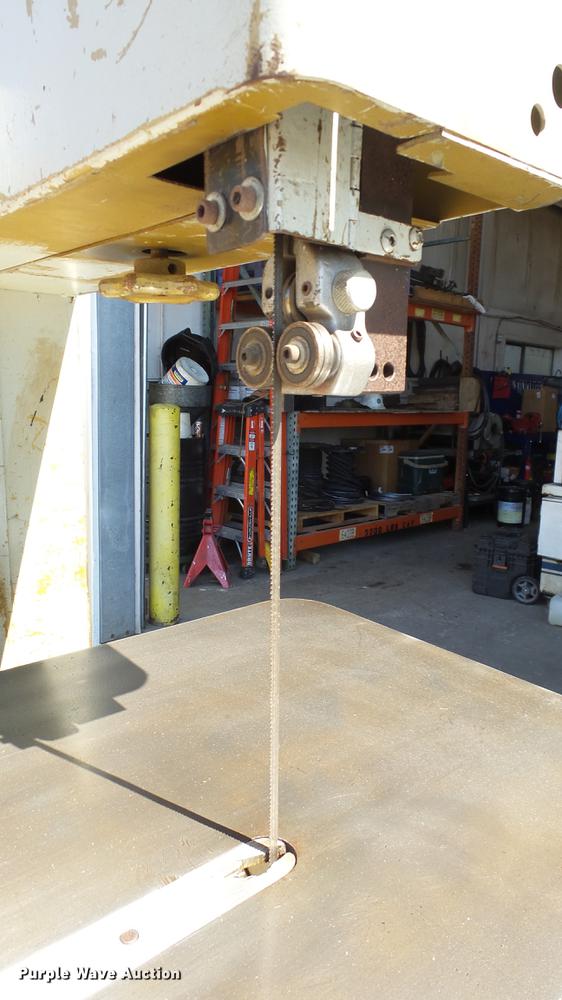 image for item ET9542 Powermatic 81 vertical bandsaw