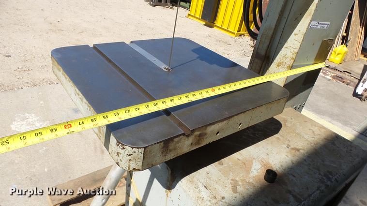 image for item ET9542 Powermatic 81 vertical bandsaw