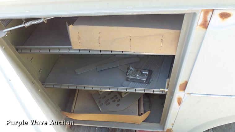 image for item ET9547 Omaha steel utility bed