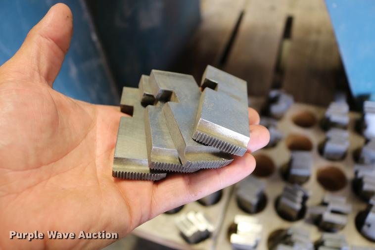 image for item EW9243 Oster Rapiduction 792A threading machine