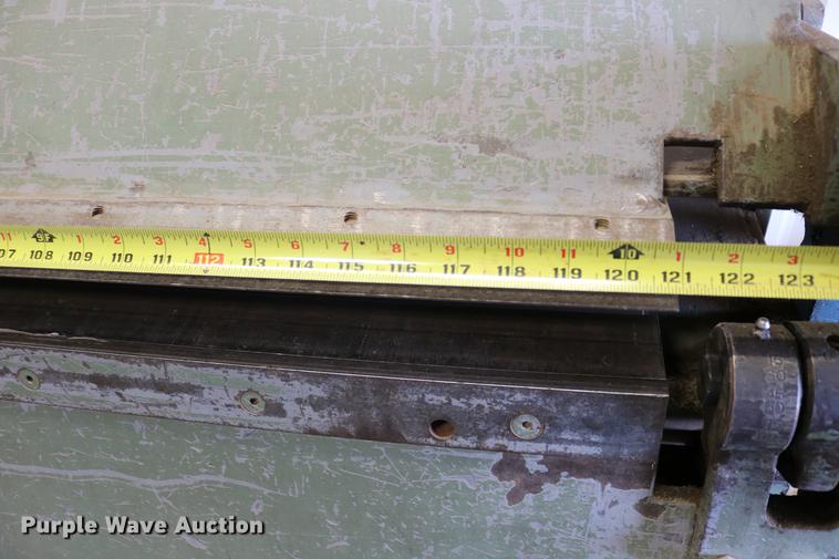 image for item EW9244 Roper Whitney 1018 metal brake